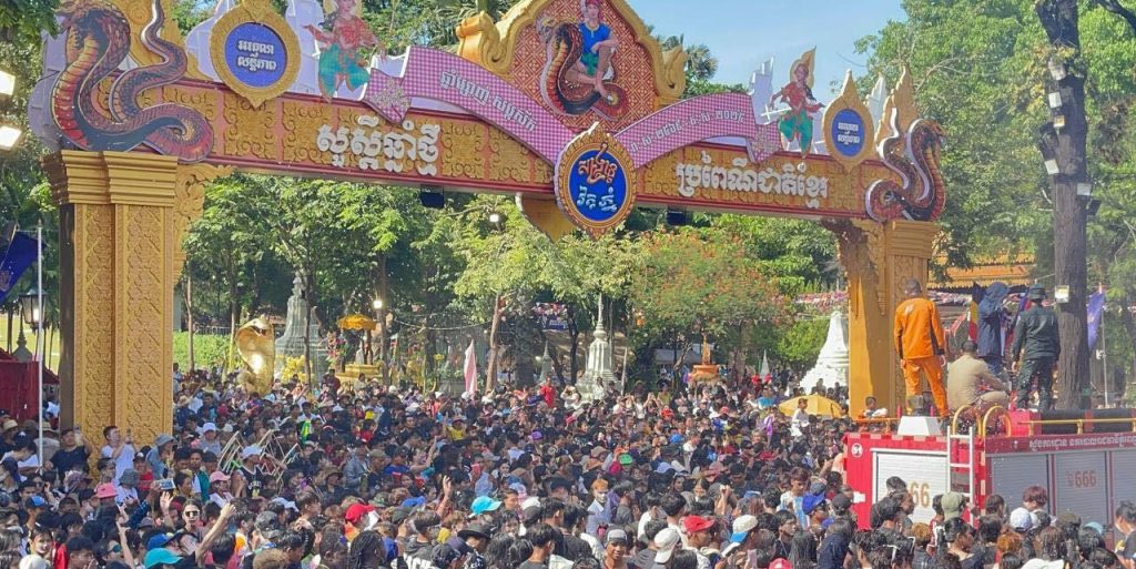 柬新年热力开场：金边塔仔山和步行街首日吸引48万人次-博彩社区-博彩论坛