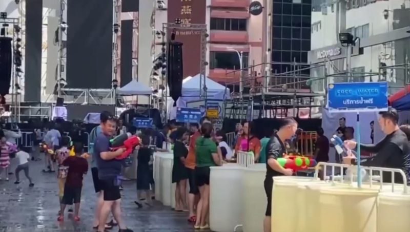 200升1000铢！外国游客抱怨泰国宋干节“水价”飙升！-博彩社区-博彩论坛