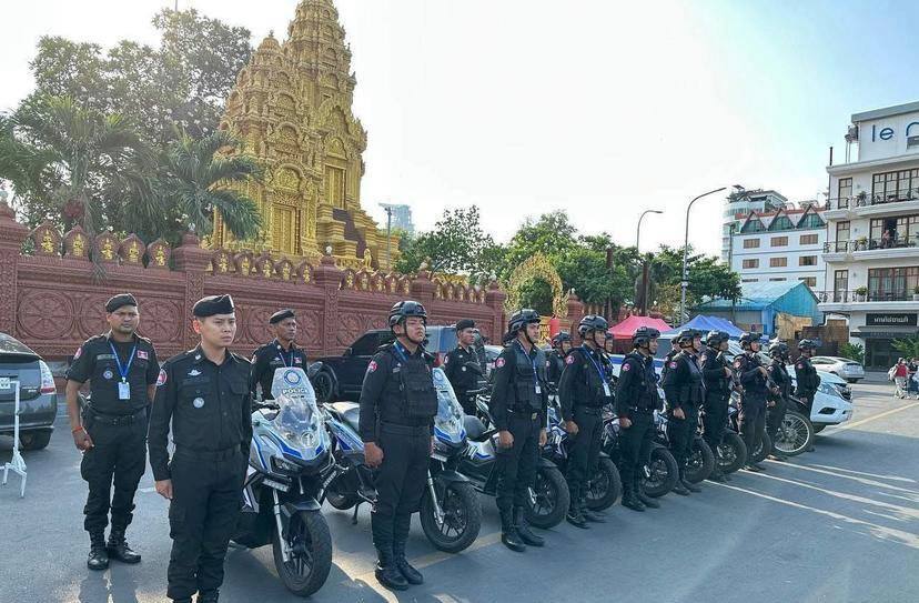 金边警方部署超过2000名警力，维护新年期间城市治安与游客安全。-博彩社区-博彩论坛